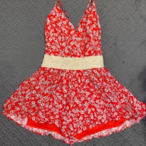 Floral Romper - Picture 4 of 5